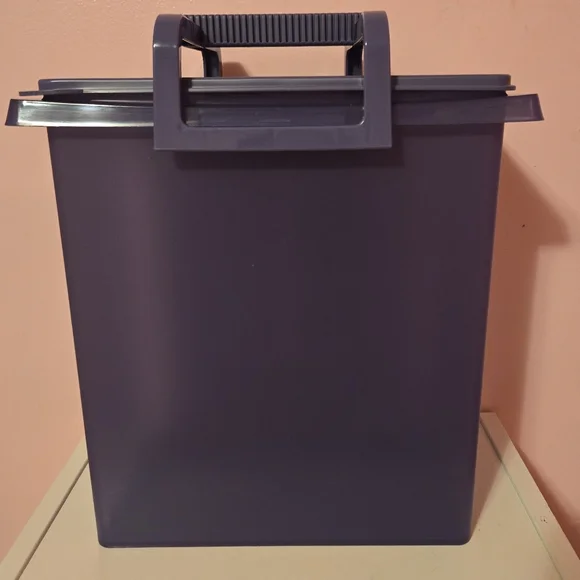 Tupperware Large Carryall - Picture 1 of 6